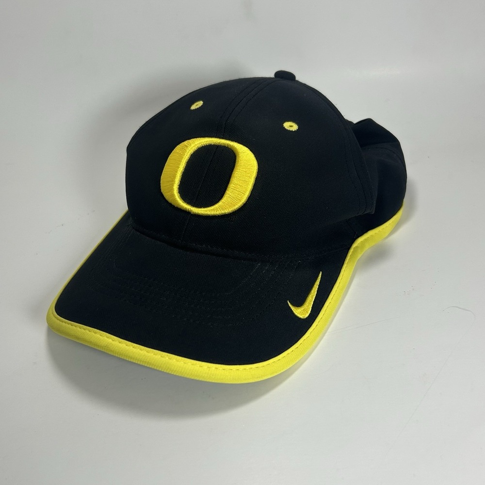 Nike Oregon Ducks Legacy91 Dri-FIT Hat Black Yellow One Size NCAA‎ Football Cap
